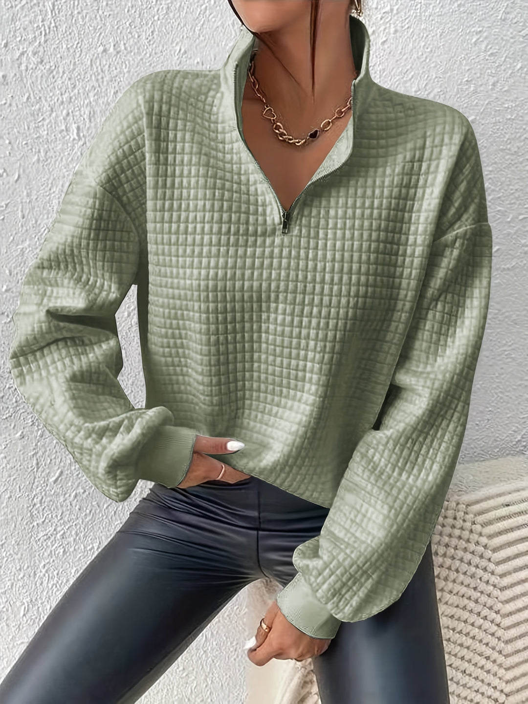 Eli - Elegant Jumper with Zip