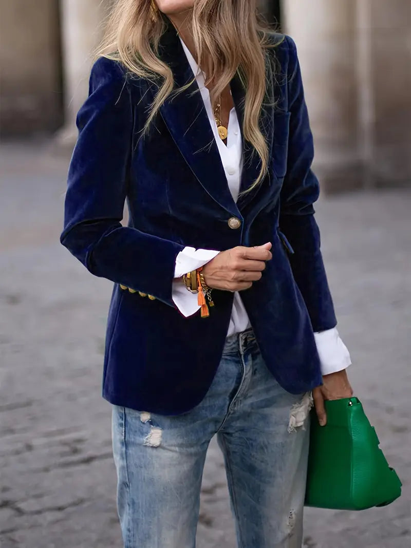 AMELIA | ELEGANT VELVET BLAZER