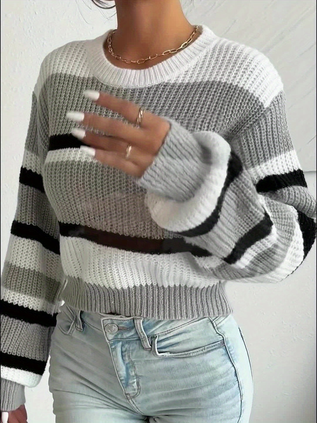 Kelly - Elegant Striped Sweater