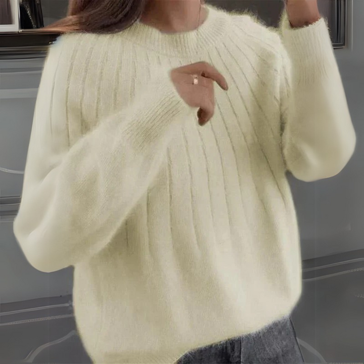 Liv | Elegant Fluffy Jumper