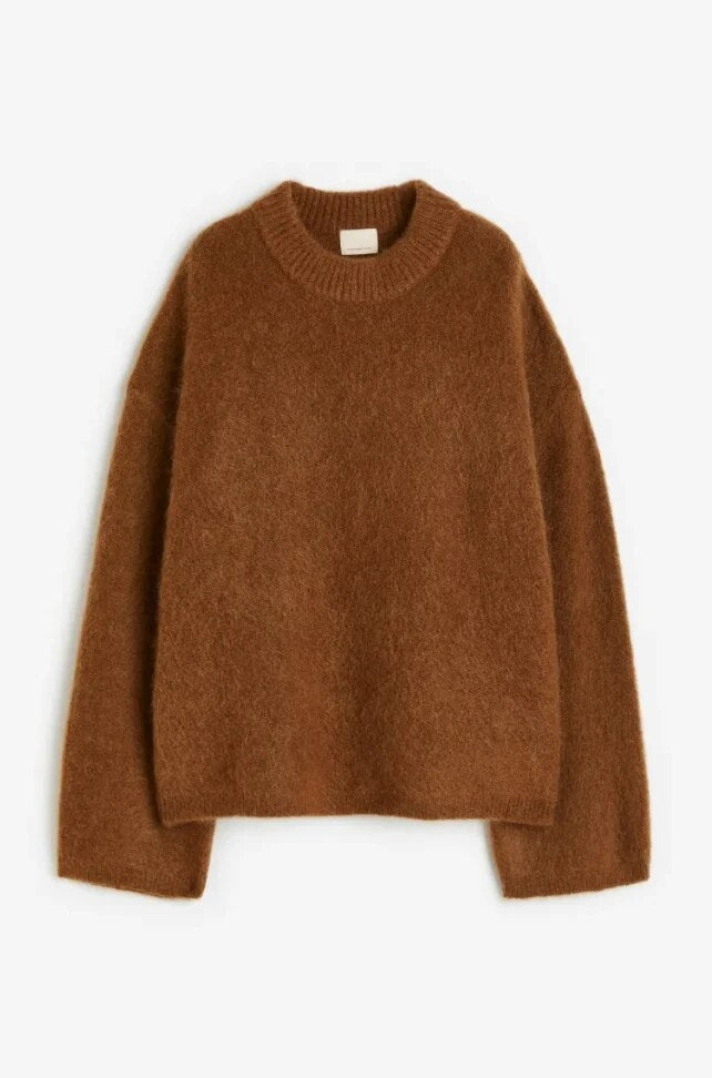 Gwyn - Elegant Sweater