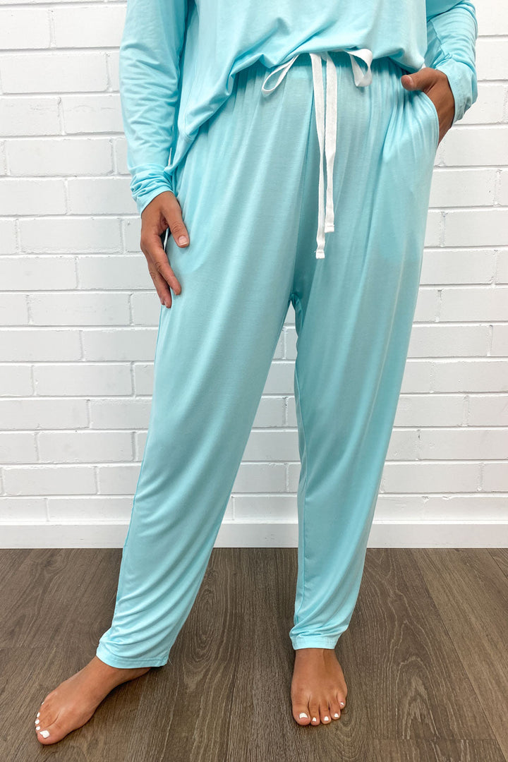 Annalise - The Comfiest PJs Long Sleeved Tee & Pants Set