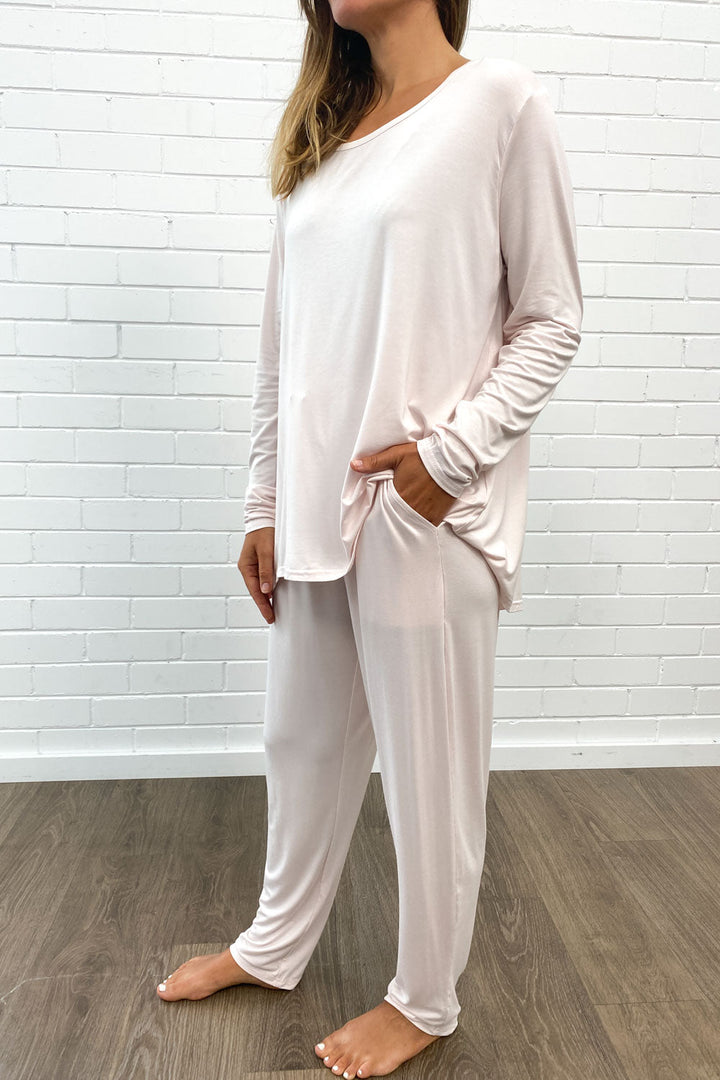 Annalise - The Comfiest PJs Long Sleeved Tee & Pants Set