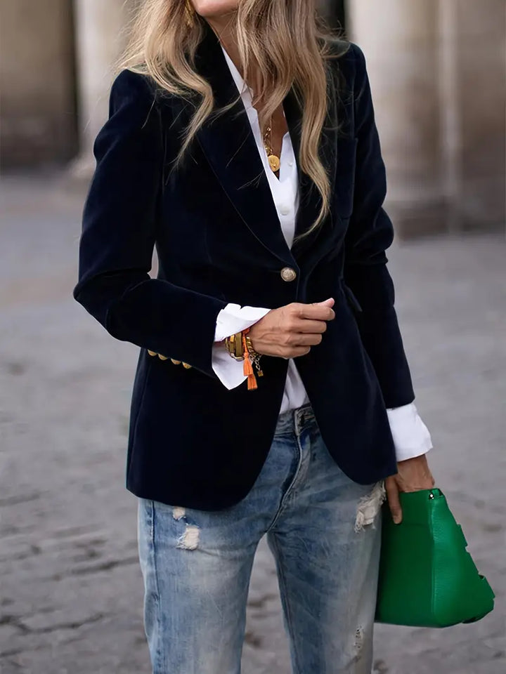 AMELIA | ELEGANT VELVET BLAZER