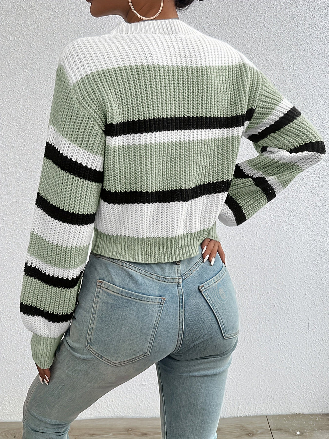 Kelly - Elegant Striped Sweater